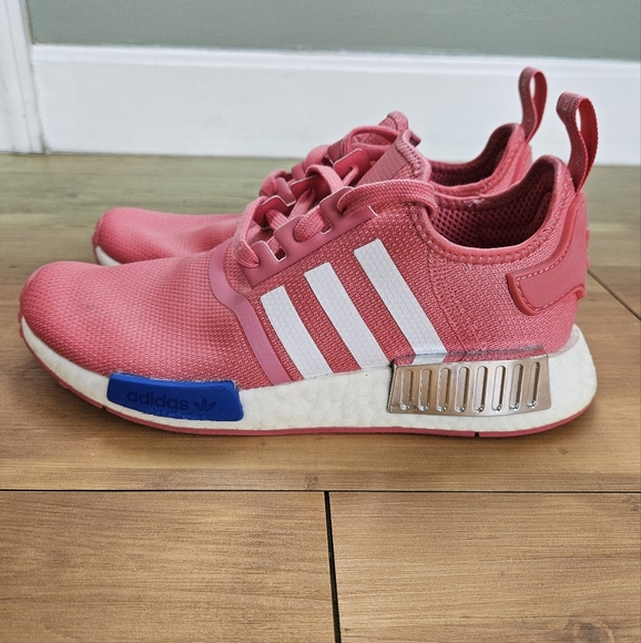 Adidas Women's NMD_ R1 size 8 - Picture 2 of 9